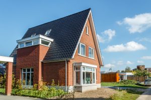 Detail gevel en architectonische afwerking nieuwbouwwoning bouwbedrijf Winterswijk door Aannemingsbedrijf H.J. te Selle BV